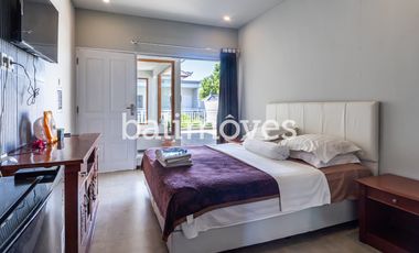 Dijual Guest House Cantik Enam Kamar Tidur Di Tepi Pantai Sanur