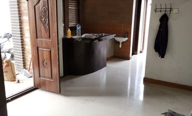 Di kontrakan rumah jalan Buluh indah , Denpasar, Bali