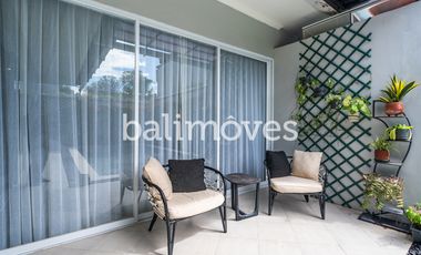 Vila Luas Empat Kamar Tidur Di Tepi Pantai Sanur