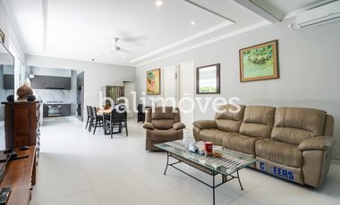 Vila Luas Empat Kamar Tidur Di Tepi Pantai Sanur