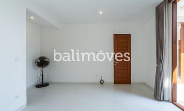 Villa Baru Tiga Kamar Tidur Di Sanur