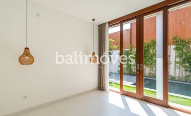 Villa Baru Tiga Kamar Tidur Di Sanur