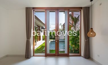 Villa Baru Tiga Kamar Tidur Di Sanur