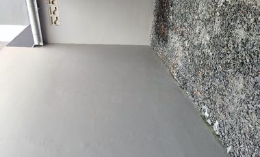 Disewakan Rumah sumarecon dengan fasikitas kolam renang