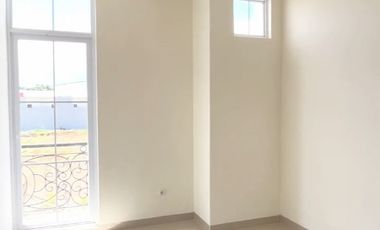 Dijual Rumah samping Kantor Bupati Gowa pinggir jalan