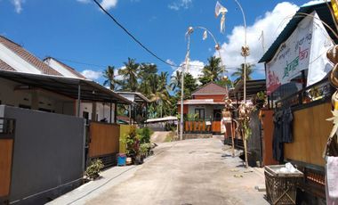 Rumah minimalis 1 km dari jalan antar provinsi di Tabanan Bali