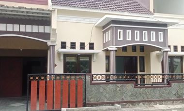Rumah Bagus 2 Lantai, Perum Pondok Mutiara, Sidoarjo Kota