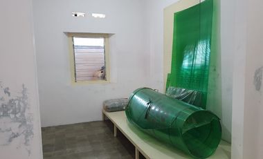 RUMAH DAN KANTOR DAWUNG SERENGAN SOLO