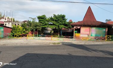 Ruang Usaha 1689 Meter Persegi Lokasi Jalan Kaliurang Km 15