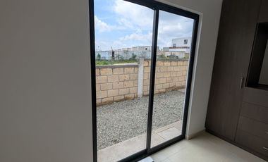 CASA VENTA JURIQUILLA QURETARO UNA PLANTA