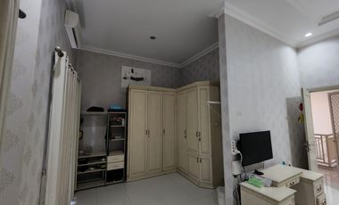 Rumah 2 Lantai Graha Tirta Waru Sidoarjo Siap Huni