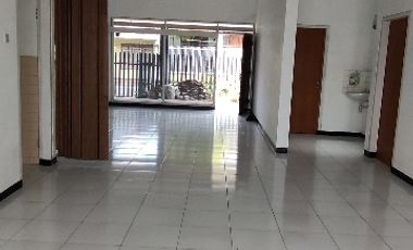 disewakan murah rumah siap huni di tengah kota strategis pulau pulau