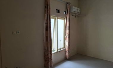 Disewakan  cluster nyaman garasi bisa 2 jln lega 24 jam.