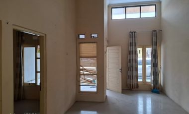 Disewakan  cluster nyaman garasi bisa 2 jln lega 24 jam.