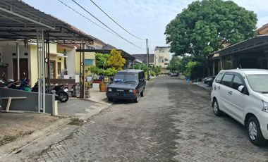 Disewakan  cluster nyaman garasi bisa 2 jln lega 24 jam.