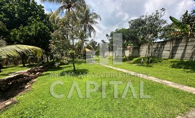 Rumah Villa Javanesse Style dengan Kebun nan Luas di Purwakarta