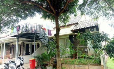 Dijual Murah Rumah ada Kolam Renang di Perumahan Mutiara Sentul Bogor