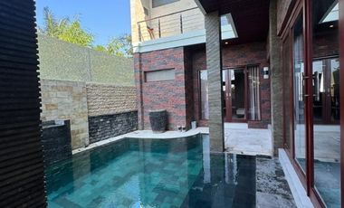 Luxury villa full view laut di Gianyar 100 meter dari by pass