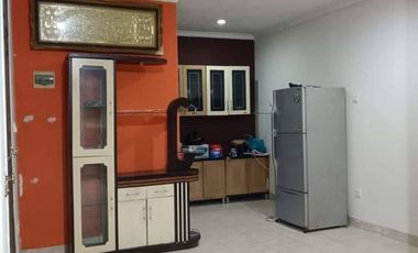 DIJUAL RUMAH FULLFURNISH TENGAH KOTA BERNUANSA MINIMALIS