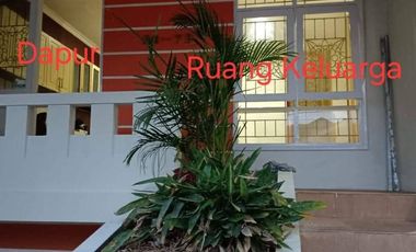 DIJUAL RUMAH FULLFURNISH TENGAH KOTA BERNUANSA MINIMALIS