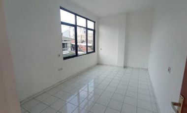 TURUN HARGA!! JUAL BUTUH UANG, Rumah TOWN HOUSE Strategis Di Tomang Raya. Jakarta Barat