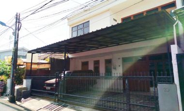 TURUN HARGA!! JUAL BUTUH UANG, Rumah TOWN HOUSE Strategis Di Tomang Raya. Jakarta Barat