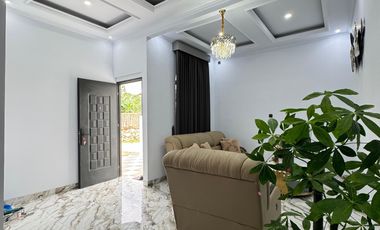 TOWNHOUSE AMERICAN CLASSIC 2,5 LANTAI WITH ROOFTOP