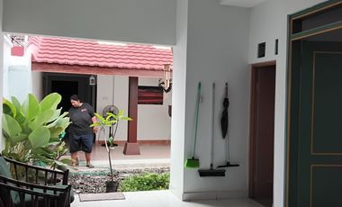 Jual rumah homestay di jl prangtritis dekat kraton Jogjakarta