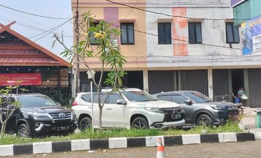 Ruko 3 lantai sholeh iskandar dibawah pasaran