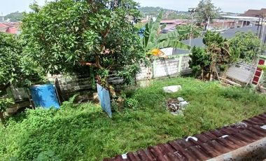 DIJUAL RUMAH SEMIFURNISH TENGAH KOTA LOKASI PERUMAHAN PUPUK RAYA