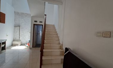 Disewakan Rumah Baru Renovasi di Tebet timur
