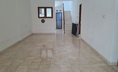Disewakan Rumah Baru Renovasi di Tebet timur