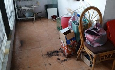 rumah second 2lt Pondok Chandra dekat Merr Surabaya