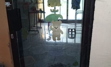 rumah second 2lt Pondok Chandra dekat Merr Surabaya