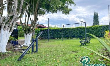 ALQUILER VACACIONAL, FINCA LOS PINOS, PEREIRA.