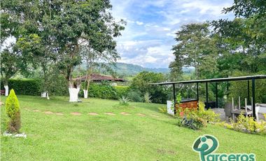 ALQUILER VACACIONAL, FINCA LOS PINOS, PEREIRA.