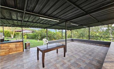 ALQUILER VACACIONAL, FINCA LOS PINOS, PEREIRA.