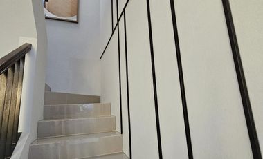 Rumah Brand New Bonus Furnished Cantik Mewah Siap Huni