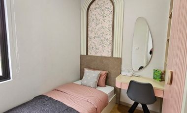 Rumah Brand New Bonus Furnished Cantik Mewah Siap Huni