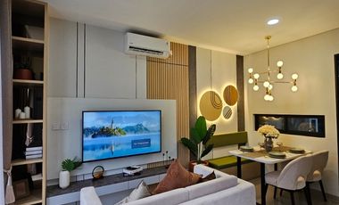 Rumah Brand New Bonus Furnished Cantik Mewah Siap Huni