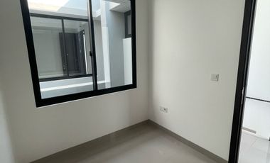 Disewa Rumah Milenial PIK 2 Kosongan Uk 4,5x10