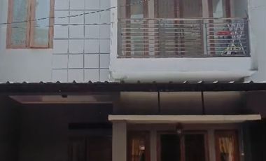 Rumah 2 Lantai Minimalis di Cluster Cempaka Pondok Gede Bekasi