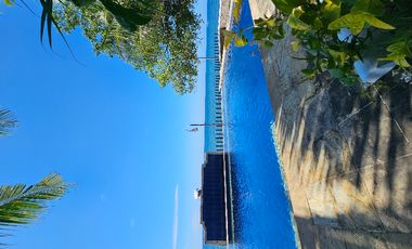 villa pinggir pantai lokasi premium di areal komplek villa