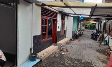 Dijual rumah di utara ambarukmo plaza jogja