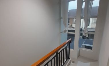 Di Sewa Cepat Rumah Modern Minimalis Di Grand Wisata