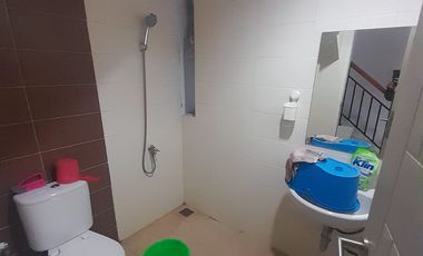 Di Sewa Cepat Rumah Modern Minimalis Di Grand Wisata