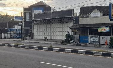 Disewakan Gudang / Showroom Kalasan