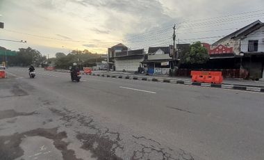 Disewakan Gudang / Showroom Kalasan