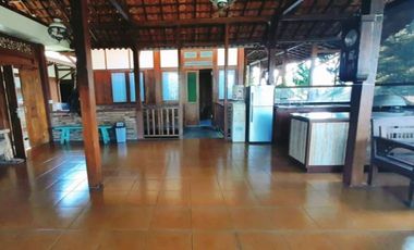 rumah tinggal dekat alun alun Salatiga kota,  arsitektur Java ethnic