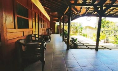 rumah tinggal dekat alun alun Salatiga kota,  arsitektur Java ethnic